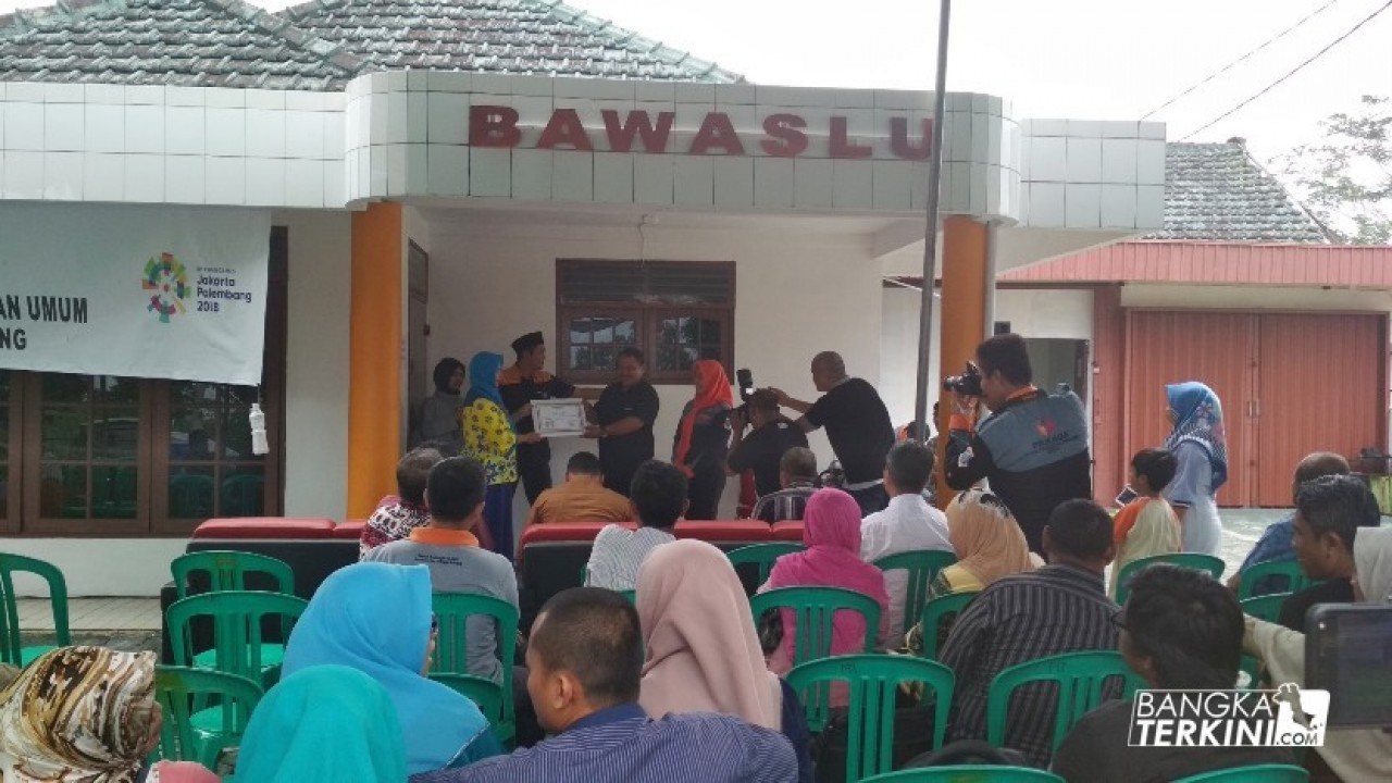 Badan Pengawas Pemilihan Umum (Bawaslu) Kota Pangkalpinang, menggelar syukuran Kantor Barunya di Jalan Depati Hamzah,(Simpang Grand Bangka City/GBC) Kelurahan Semabung Lama Kecamatan Bukit Intan, Kota Pangkalpinang, Senin (10/09/2018).