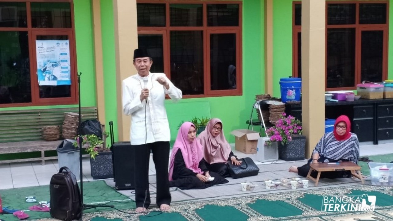 Dinas Pendidikan dan Kebudayaan (Dindikbud) Kota Pangkalpinang, khataman Al Qur'an serta buka puasa bersama, Kamis (07/06/2018) kemarin.