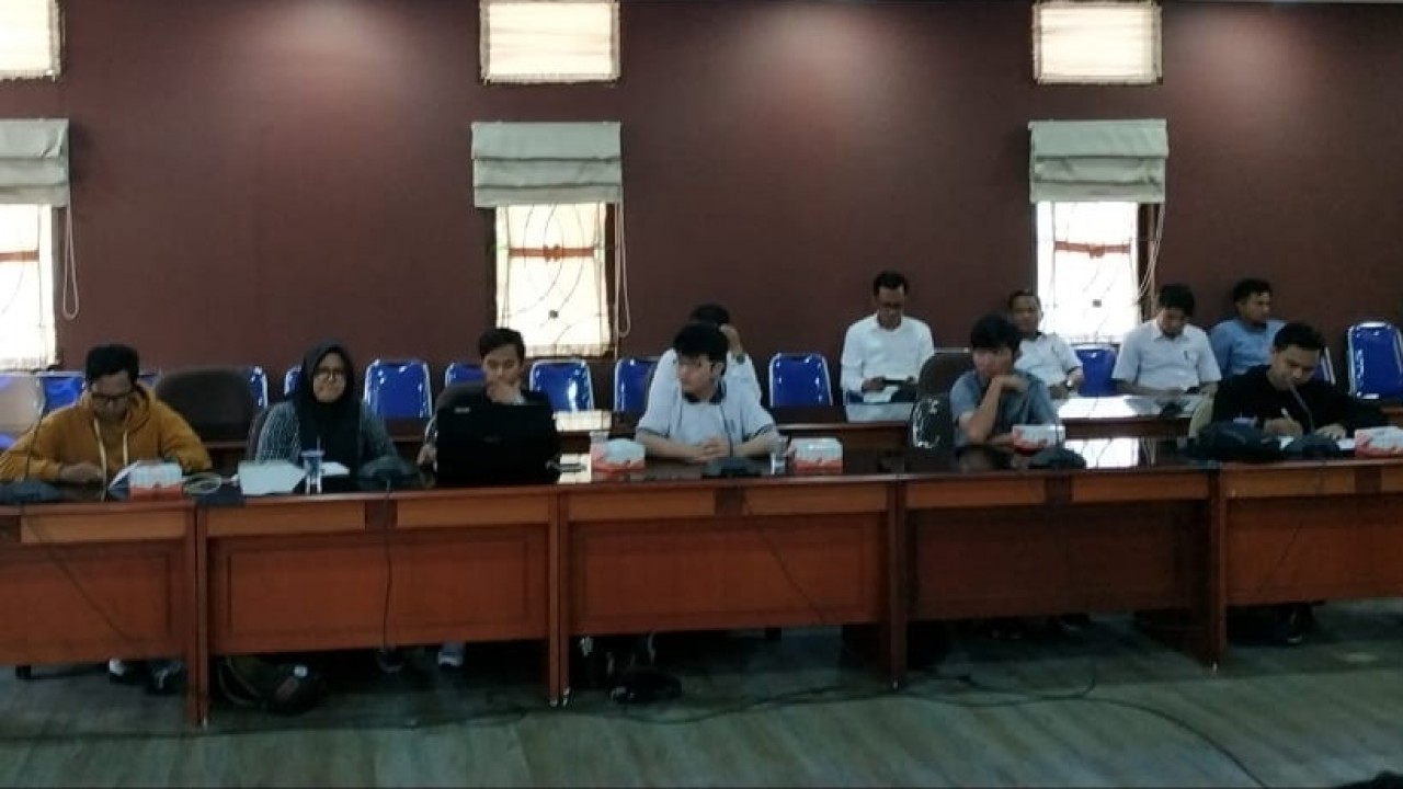 Sebanyak 6 orang Mahasiswa Bangka Belitung (Babel) yang menempuh pendidikan di Taiwan, sampaikan rasa kecewa selama pendidikan di Taiwan ke DPRD Babel, Rabu (27/03/2019).