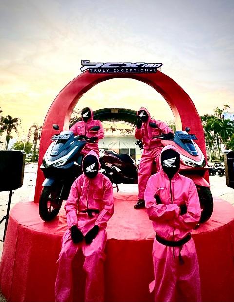 Hadirnya Squid Game di Pangkalpinang Buat Honda Babel Berhasil Jual Ratusan Motor Saat Pameran Honda PCX