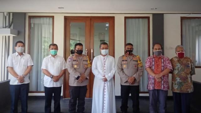 Waka Polda Kep. Bangka Belitung, Brigjen Pol Drs. Umardani, M.Si, sekaligus Kasatgasda Nusantara Kep. Bangka Belitung, kunjungi Keuskupan Pangkalpinang, Kamis (13/08/2020).