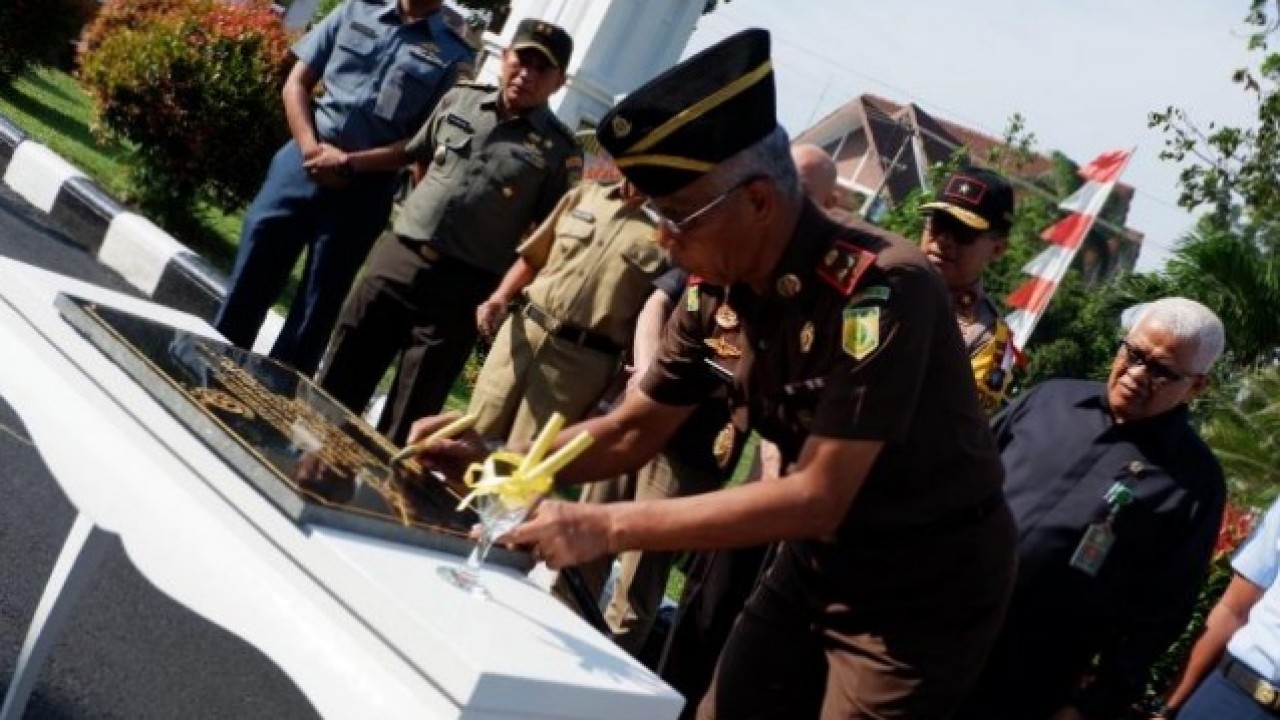 Kejaksaan Tinggi Provinsi Kepulauan Bangka Belitung (Babel), melaksanakan apel Pencanangan Zona Integritas Wilayah Bebas dari Korupsi (WBK) dan Wilayah Birokrasi Bersih dan melayani  (WBBM), Selasa (05/03/2019).