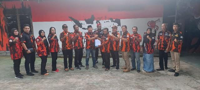 MPW Serahkan SK Carateker, Ismir Plt MPC Pemuda Pancasila Bangka