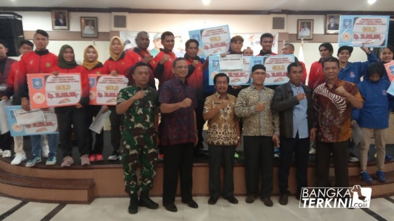 Malam penganugerahan dan pemberian bonus Atlet serta pelatih berprestasi, Jum'at (27/12/2019).