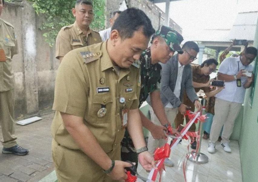 Pj Walikota Pangkalpinang Hadiri Gunting Pita Bedah Rumah CSR Angkasa Pura