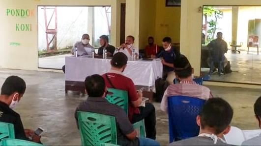 ASKAB PSSI Bangka gelar Rapat Kepengurusan dengan agenda pembahasan rencana Kongres Biasa atau Kongres Tahunan ASKAB PSSI Bangka 2020-2021 dan rancangan program kerja tahun 2021, Sabtu (05/12/2020) kemarin.