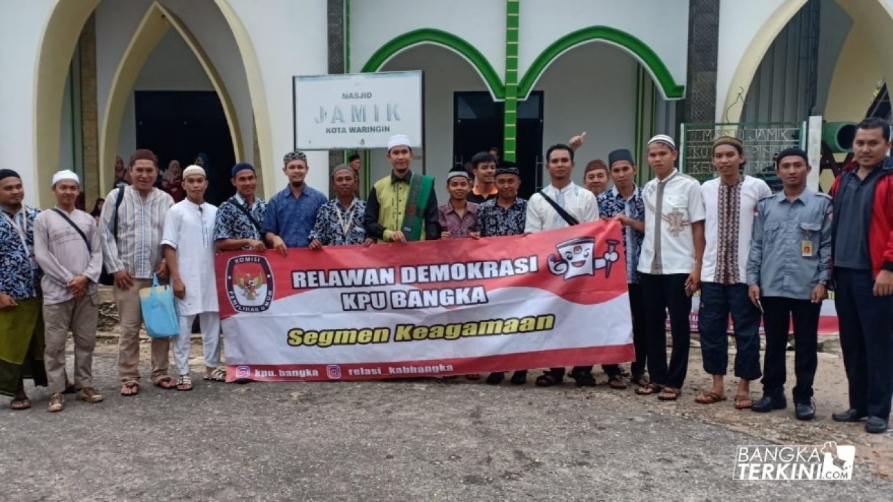 ceramah agama yang diselenggarakan Relawan Demokrasi (Relasi) KPU Bangka Basis Keagamaan, yang bertempat di Mesjid Jami’ Kotawaringin, Kecamatan Puding Besar, Jumat (08/02/2019).