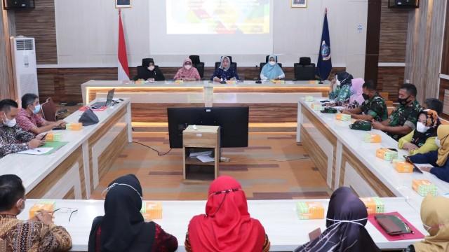 Sekda Pangkalpinang, Radmida Menjadi Narasumber Tunggal Rapat Koordinasi dan Kerjasama Lintas Sektor