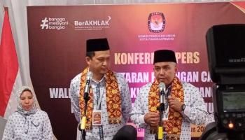 PANGKALPINANG, BANGKATERKINI - Pasangan Molen Hakim sah menjadi Calon Walikota dan Wakil Walikota Pangkalpinang. Hal,