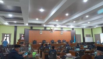 Paripurna DPRD, Bupati Algafry Sampaikan Laporan Keterangan Pertanggungjawaban (LKPJ) Tahun,