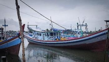 BANGKA BELITUNG TERKINI - Pengakhir Tahun, Nelayan di Pangkalpinang Enggan,