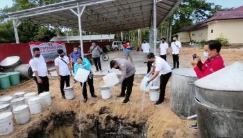 BANGKA TENGAH -Polres Bangka Tengah Amankan 2 Orang Pemilik Pabrik,