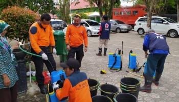 Bangka Belitung - Bangka Terkini - Satgas Covid19 Babel Semprotkan,