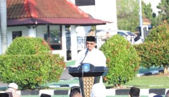 BANGKA TERKINI - Pj Gubernur Safrizal Salat Idulfitri Bersama Masyarakat, Ajak Maknai Hari Kemenangan dengan,