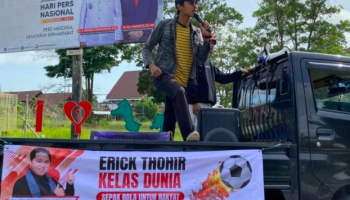 Babel, Masyarakat pecinta sepak bola di Kota Pangkal Pinang, Bangka Belitung melakukan cara yang unik,