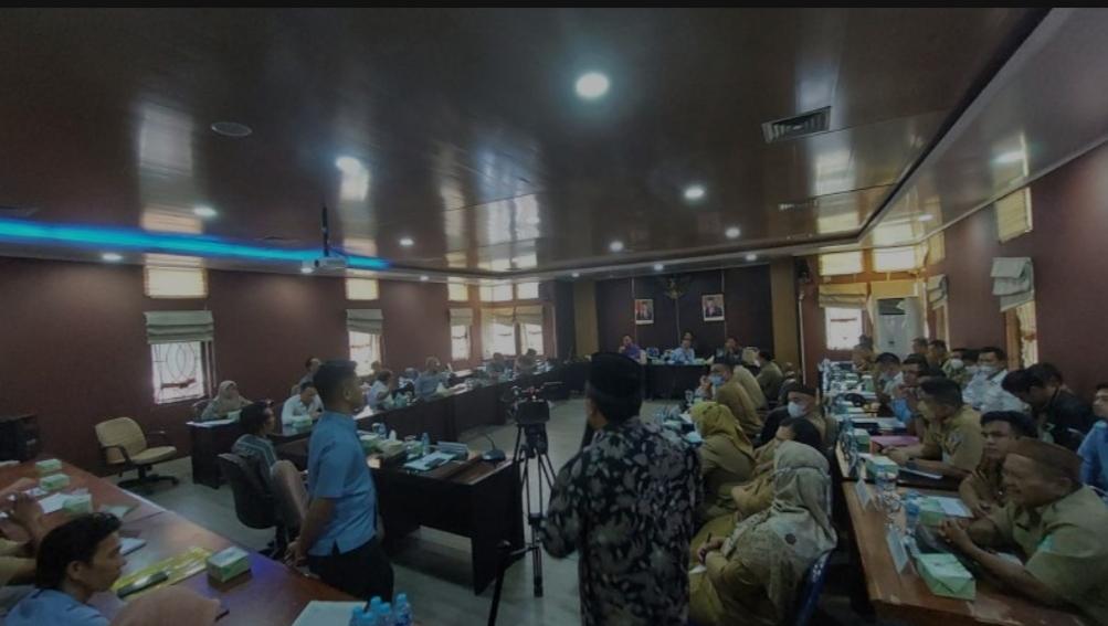 Foto : Warga Desa Penagan Beraudiensi Dengan Anggota DPRD Babel